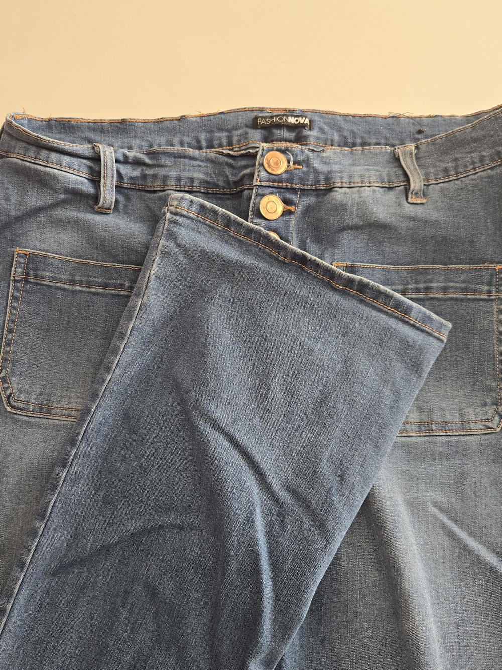 Fashion Nova Denim High-Rise Button-Fly Jeans in Blue